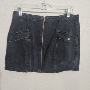 Forever 21 Womens Black Denim Mini Skirt W/ Front Zipper & Pockets Size Large